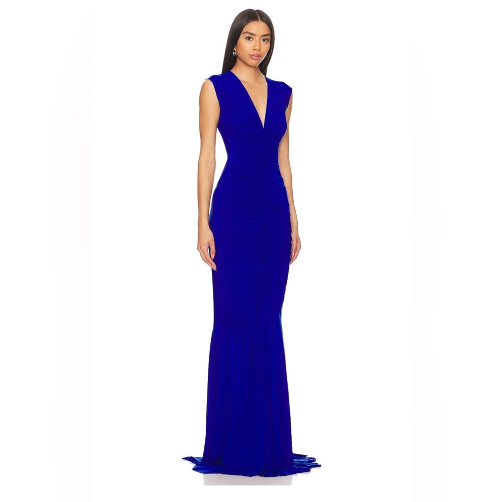 Norma Kamali Sleeveless Deep V Neck - Picture 3 of 8
